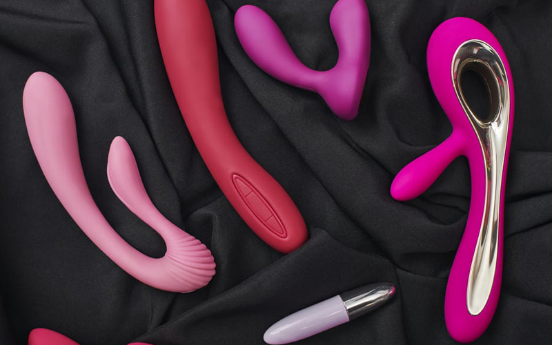 How to use a vibrator and sex toys the right way